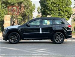 جیپ گراند شیرۆکی